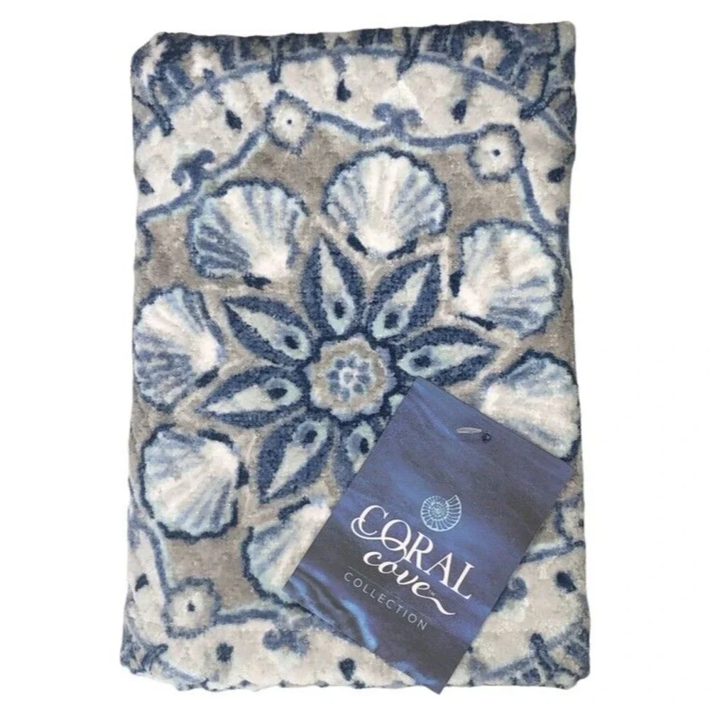 Coral Cove Shell Medallion Plush Hand Towels Set of 2 Beach Summer House Blue